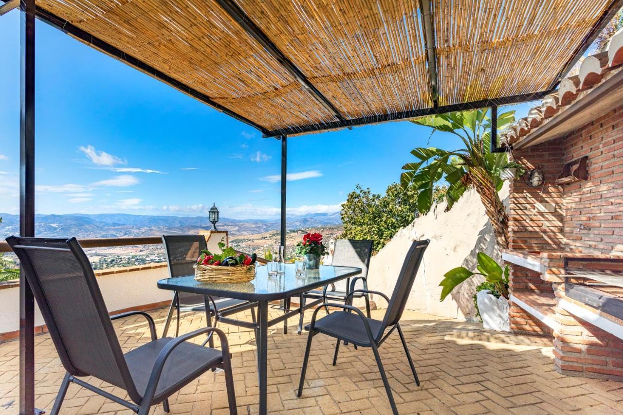 Holiday Home El Encinar Alcaucin Exterior photo